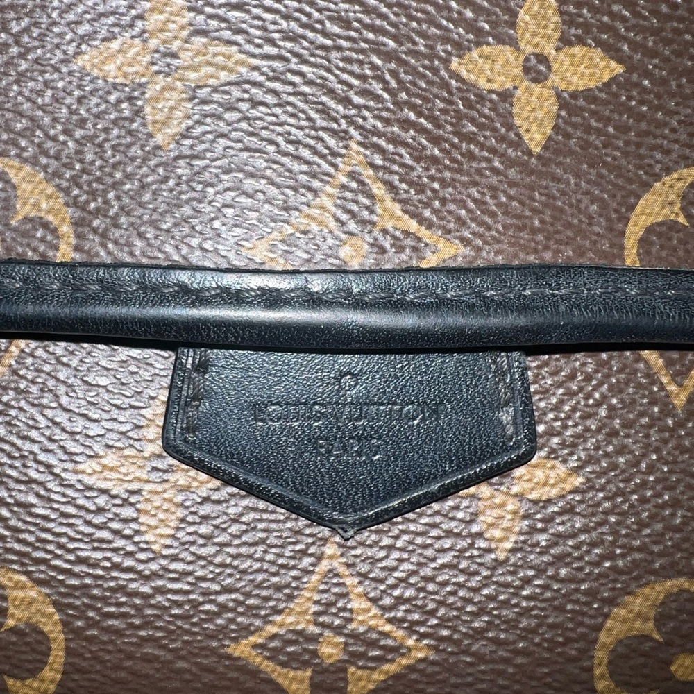 Louis Vuitton Monogram Macassar Magnetic Messenger - Picture 2 of 14